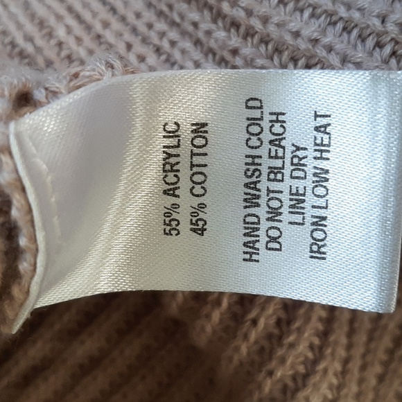 Lulus Oversized Cropped Sweater Size Medium. Tan - Picture 4 of 9